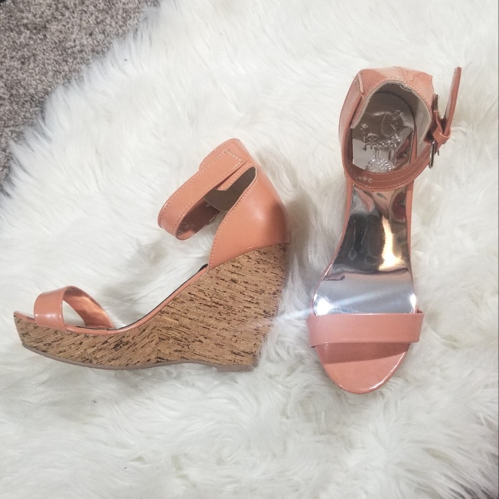 Top Moda Wedge Sandal Patent Leather Peach Ankle Strap sz 9